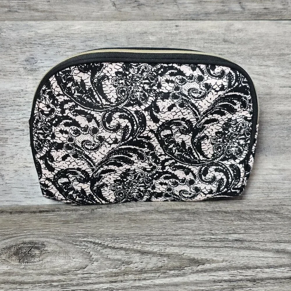 🚨401 Paisley Black And White Cosmetic Makeup Bag